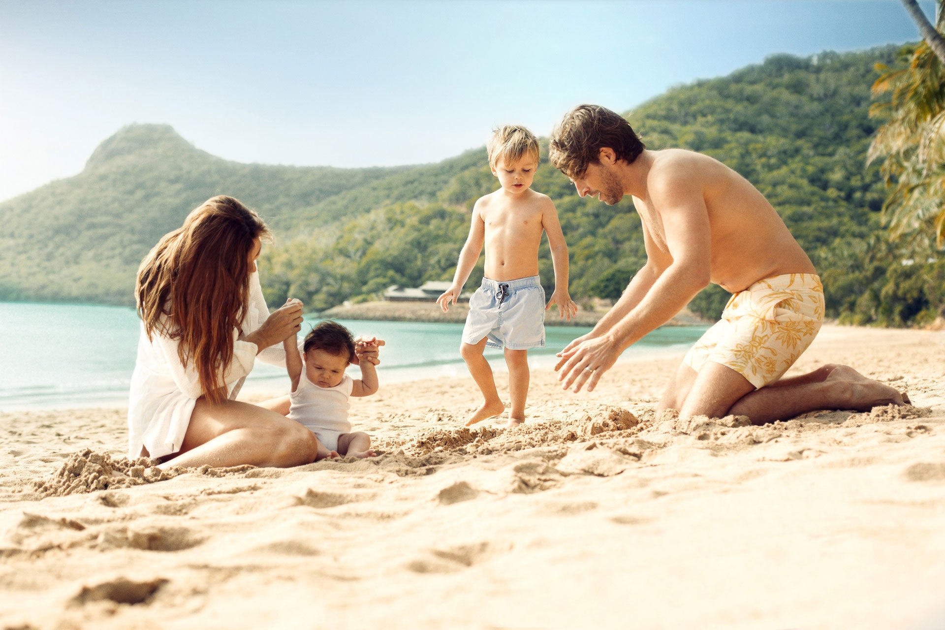 What to Pack When Travelling With Baby