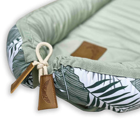 Organic Baby Nest Cover - 2in1 Tropisk/Sage